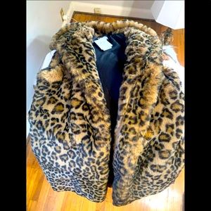 Beautiful Carmen Cheetah vest with hood